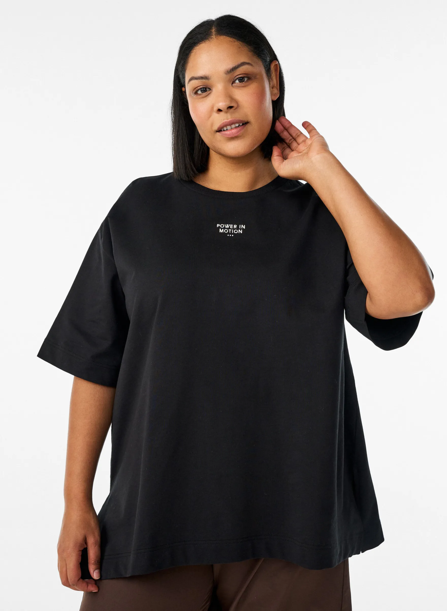 Aktiv-T-Shirt mit lockerer Passform und aufgesticktem Statement