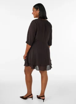 A-Linien-Kleid mit gestuften Rüschen