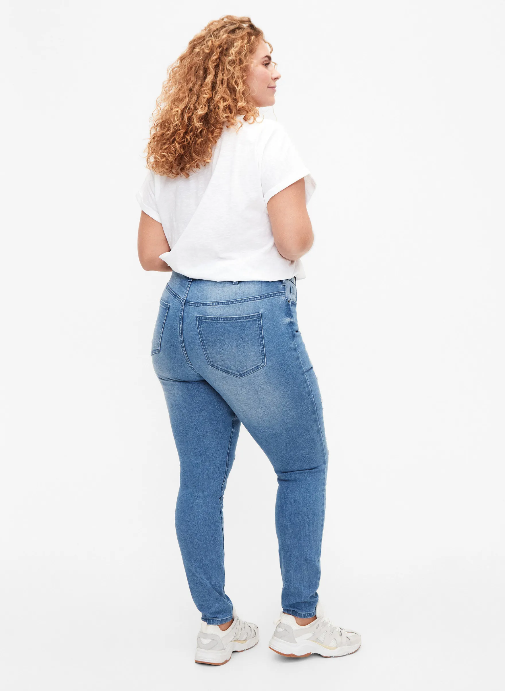 Amy-Jeans mit superschmaler Passform und gerippten Details