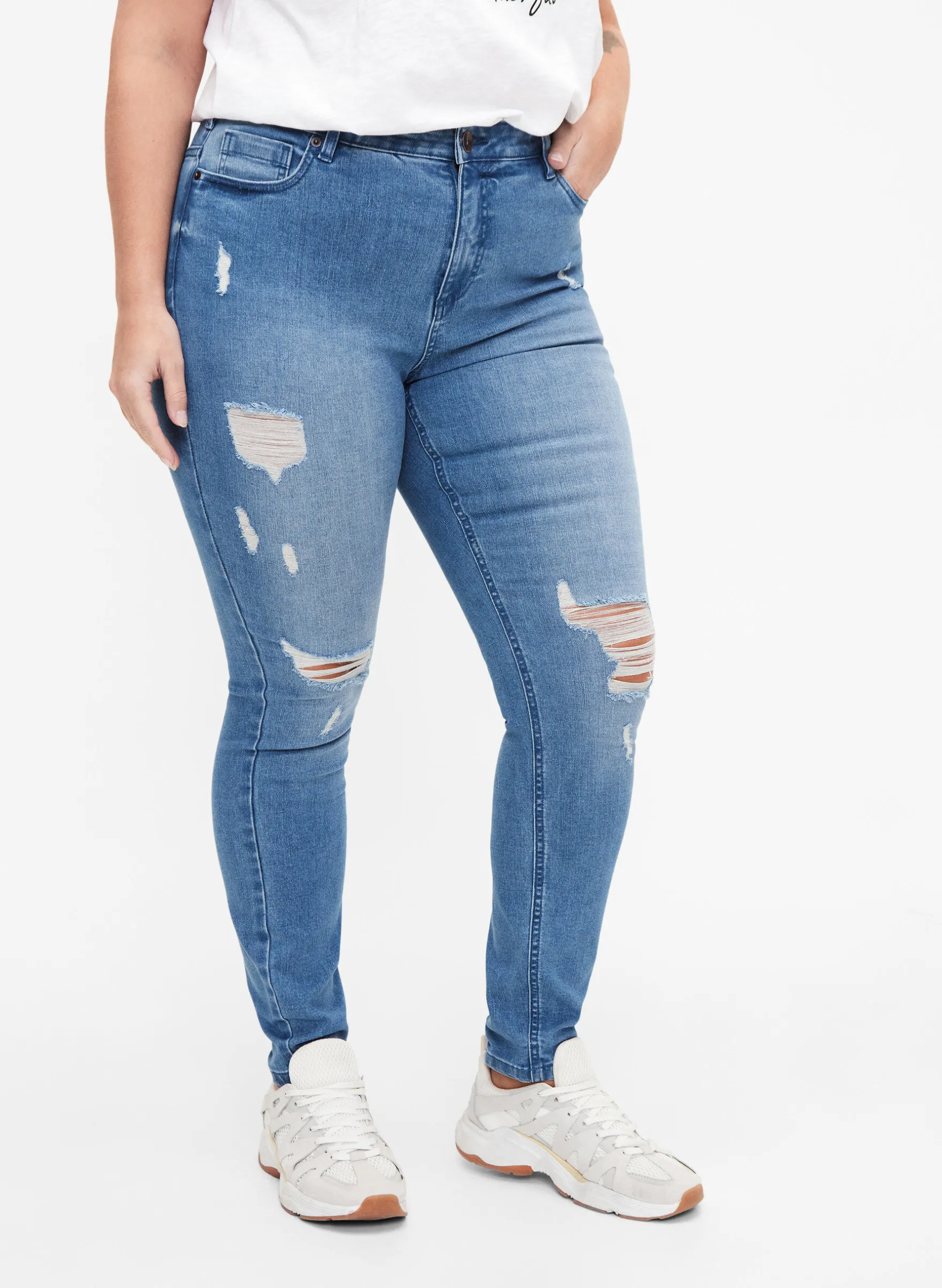 Amy-Jeans mit superschmaler Passform und gerippten Details