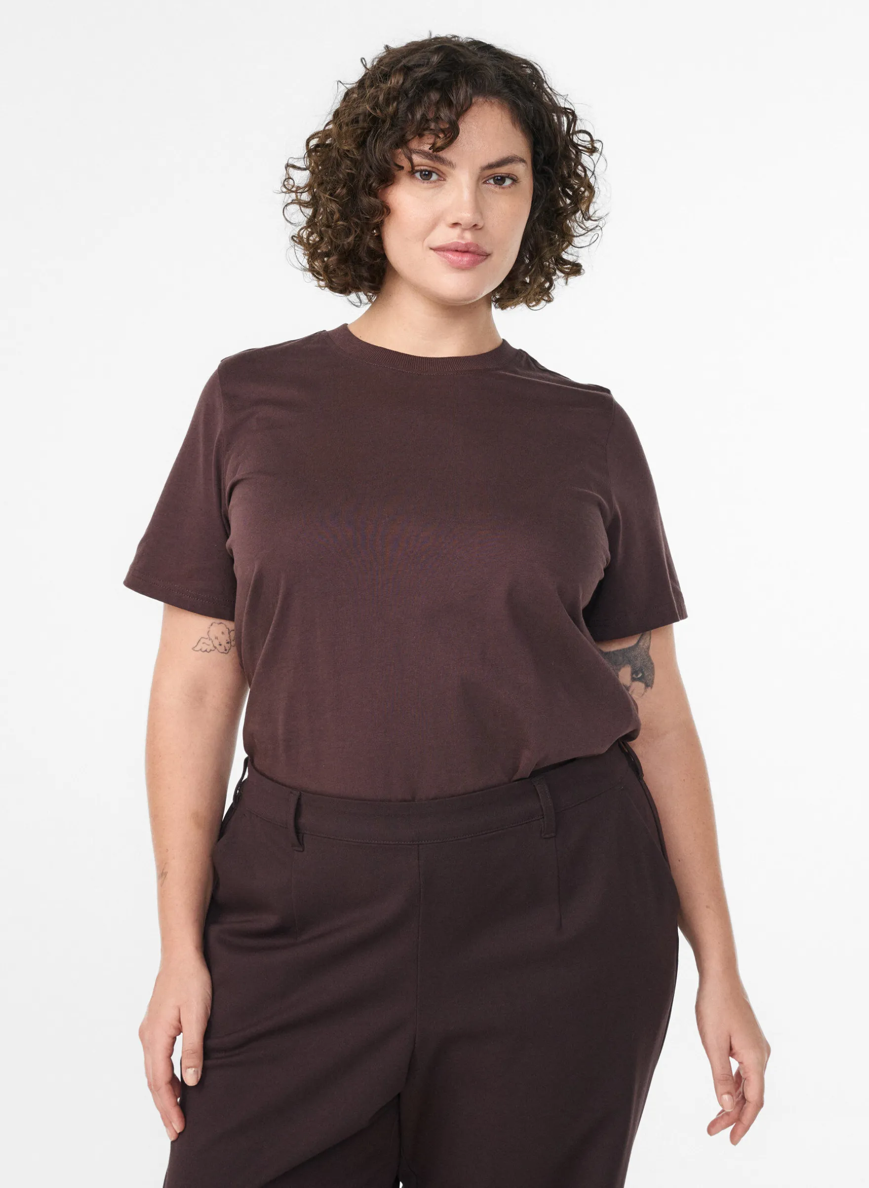 Basic-T-Shirt aus Baumwolle mit Rundhalsausschnitt