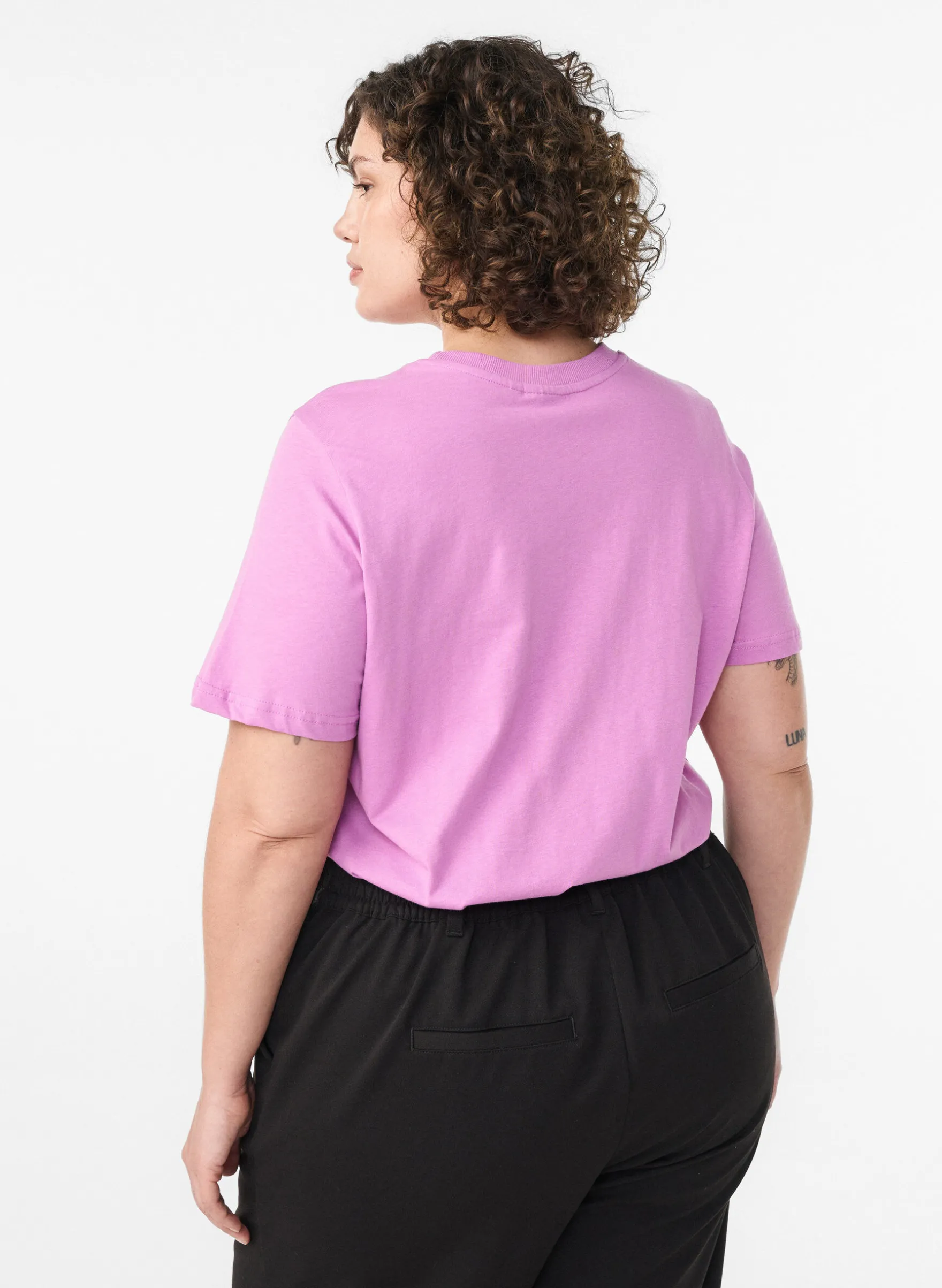 Basic-T-Shirt aus Baumwolle mit Rundhalsausschnitt