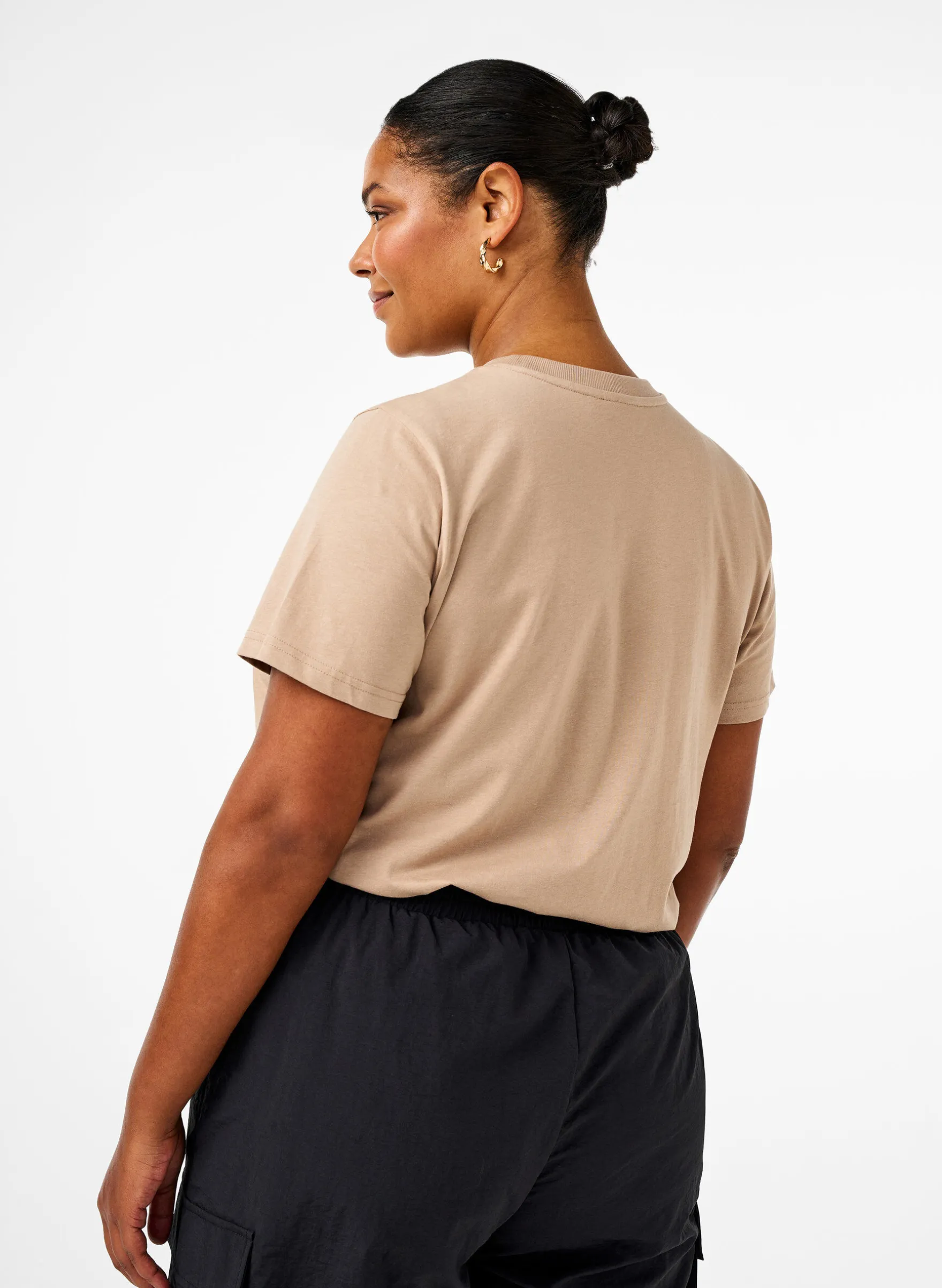 Basic-T-Shirt aus Baumwolle mit Rundhalsausschnitt