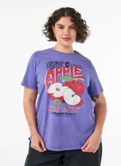 Baumwoll-T-Shirt mit Frontprint und gewaschener Optik