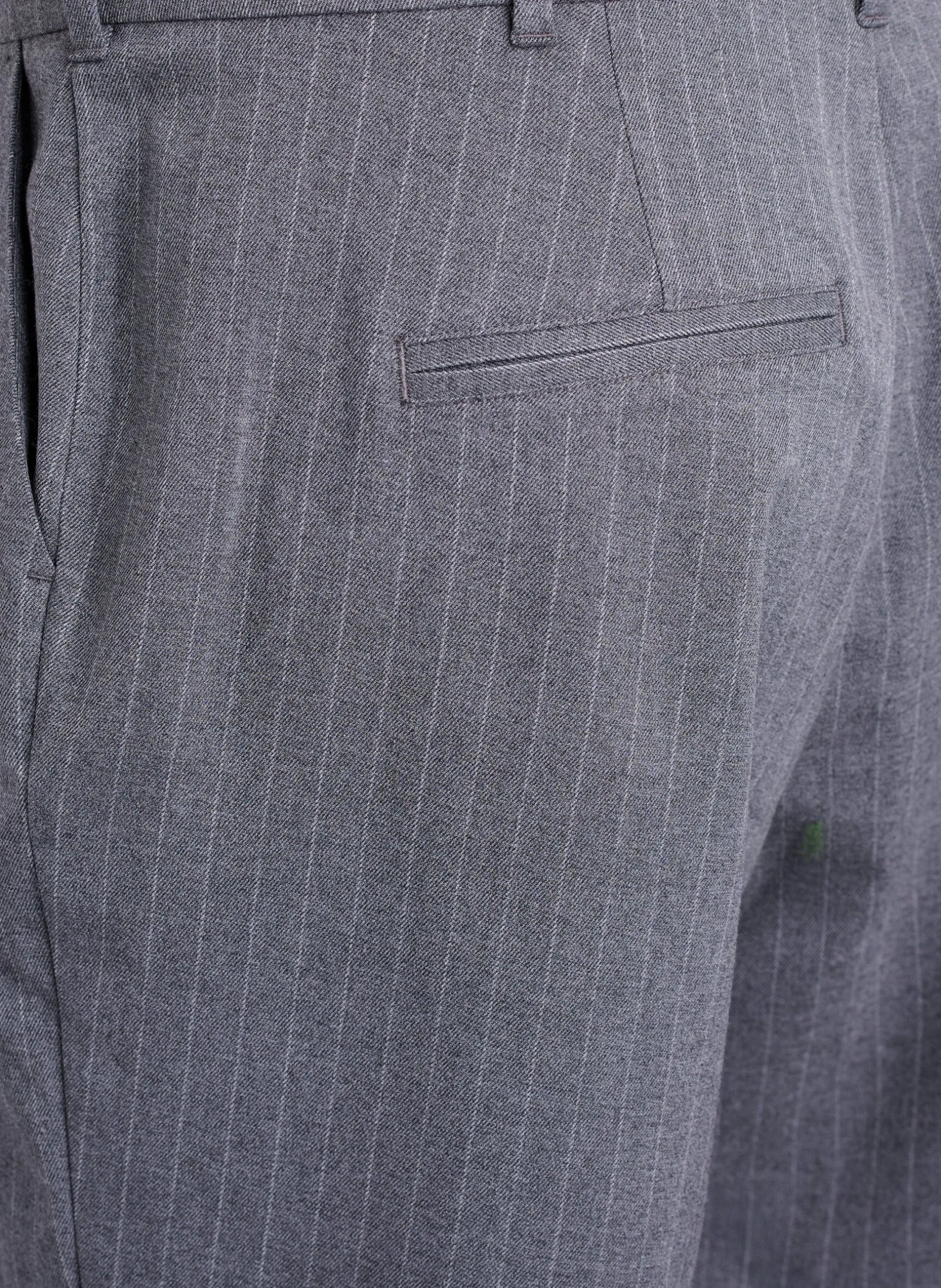 Bermuda-Shorts mit Nadelstreifen und lockerer Passform
