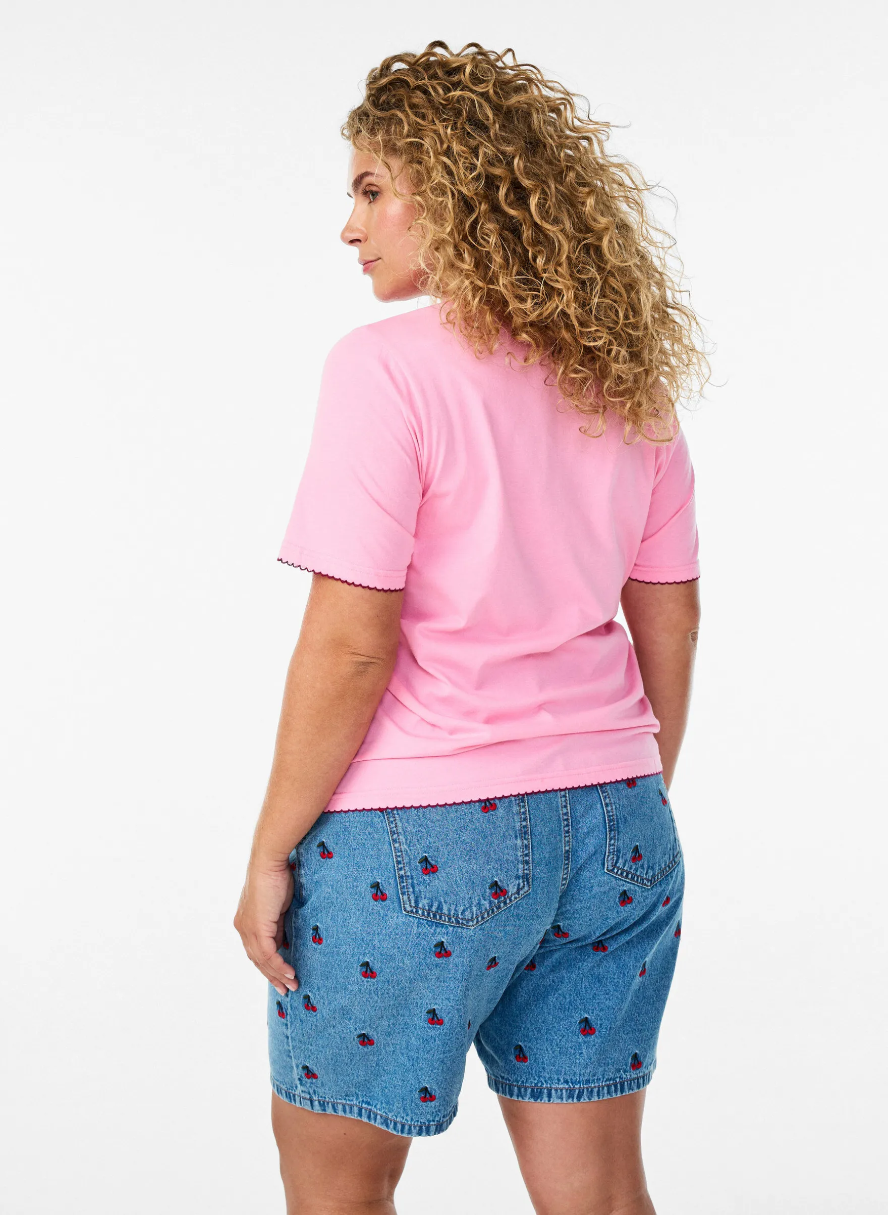 Bestickte Denimshorts