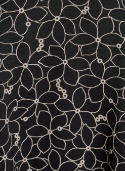 Bestickte Tunika mit Blumenmuster und 3/4-Ärmeln
