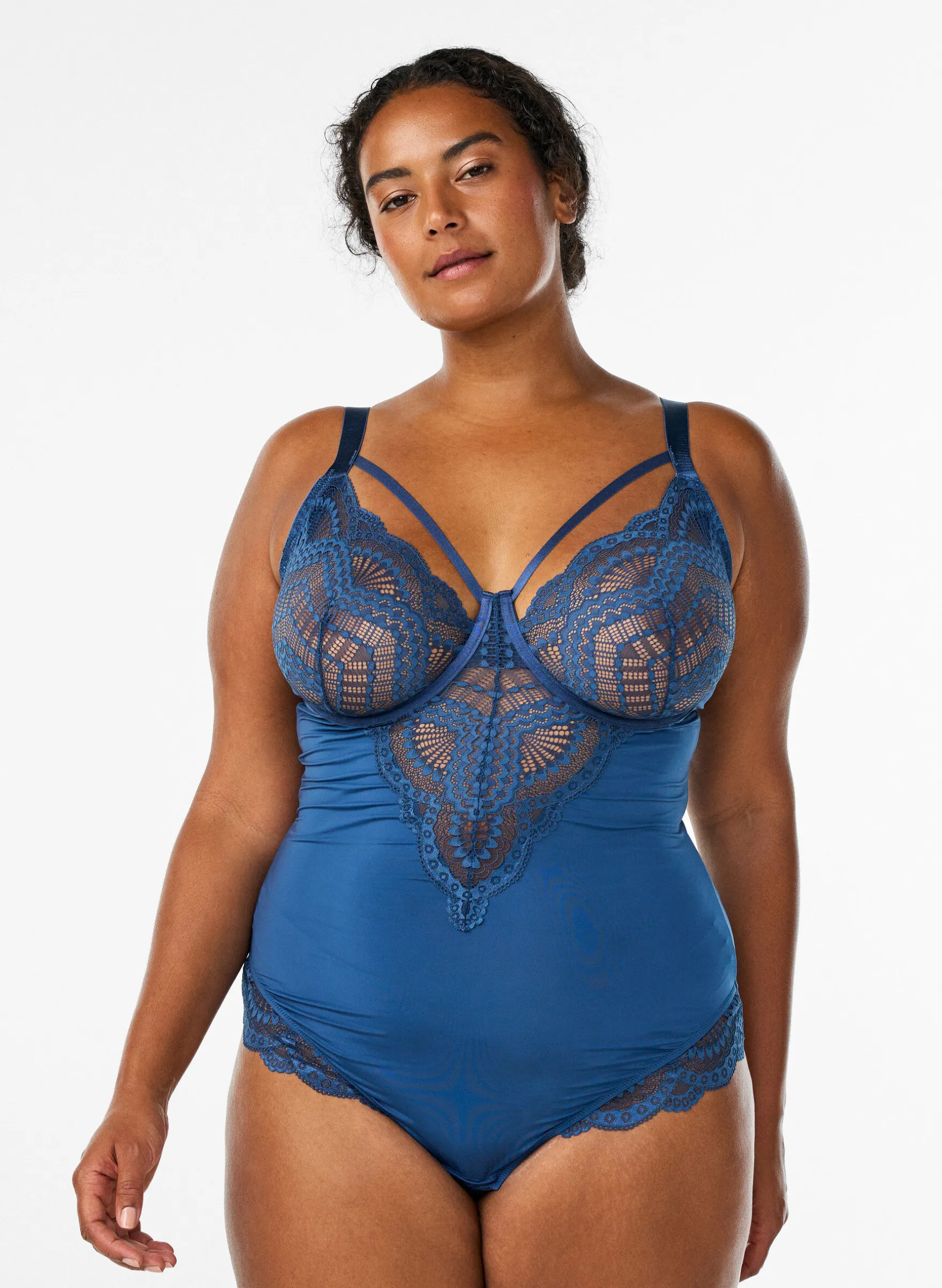 Bügel-Spitzenbody mit Trägerdetails
