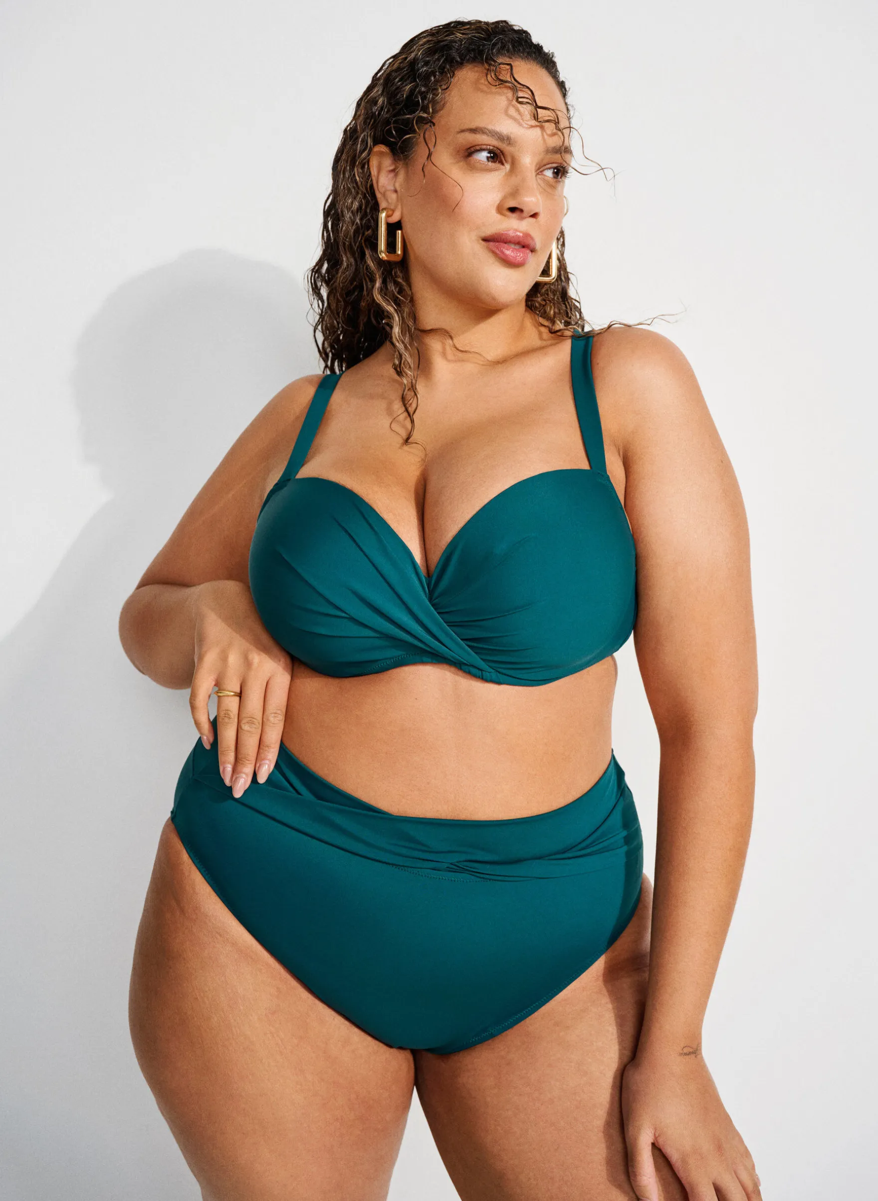 Bikini-Slip mit Wickeldetail