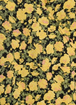 Blumiges Wickelkleid mit kurzen Ärmeln