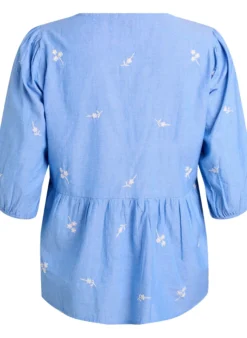 Bluse aus Baumwolle mit gestickten Blumen und Knopfverschluss