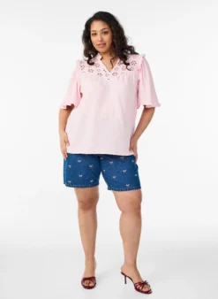 Bluse aus Baumwoll-Musselin mit Broderie Anglaise und 1/2-Ärmeln