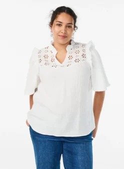 Bluse aus Baumwoll-Musselin mit Broderie Anglaise und 1/2-Ärmeln