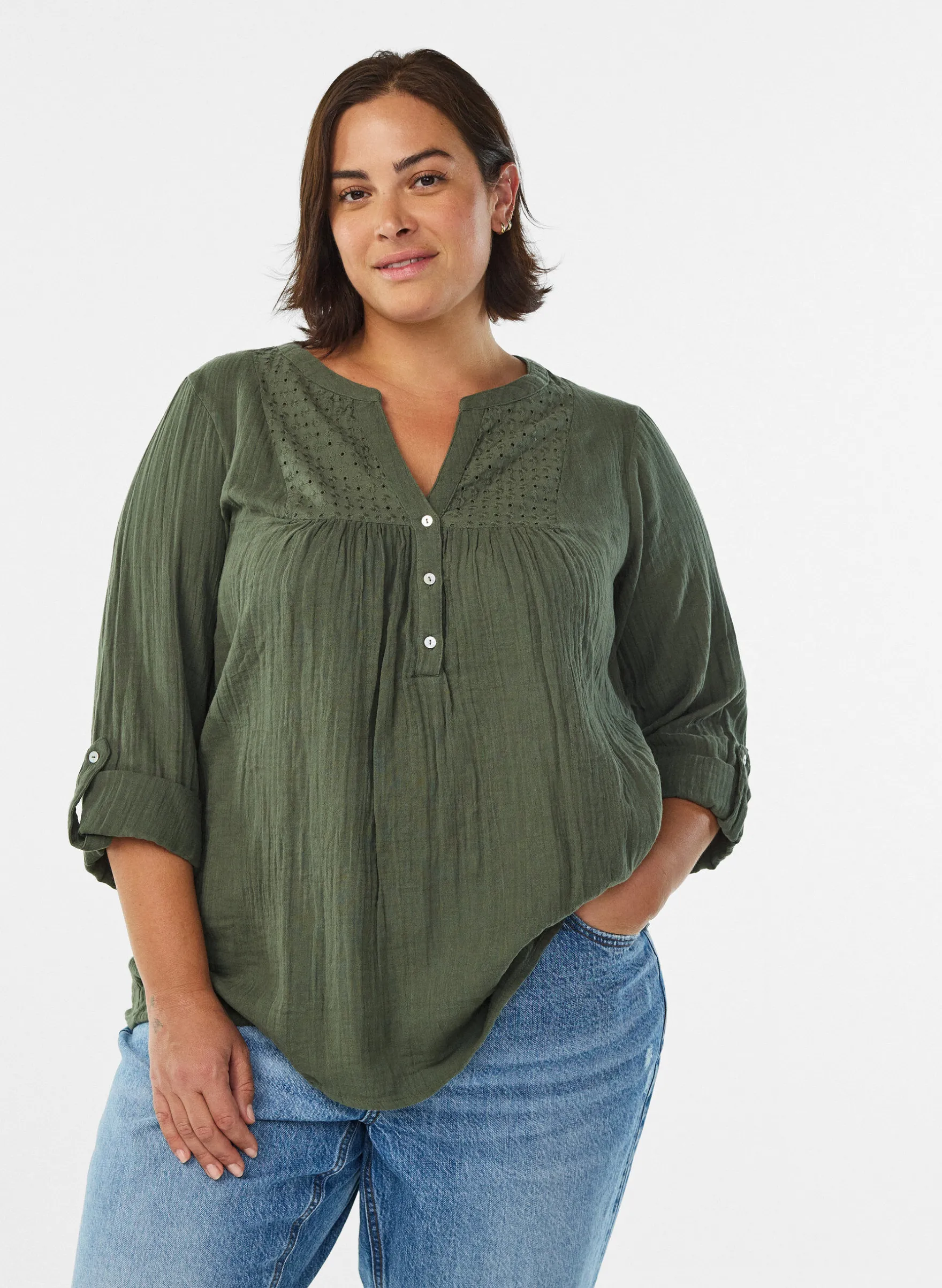Bluse aus Baumwollmusselin mit Lochstickerei