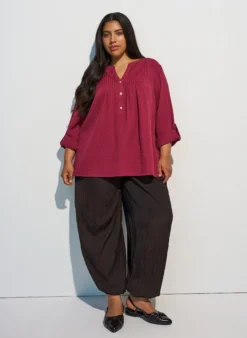 Bluse aus Baumwollmusselin mit Lochstickerei