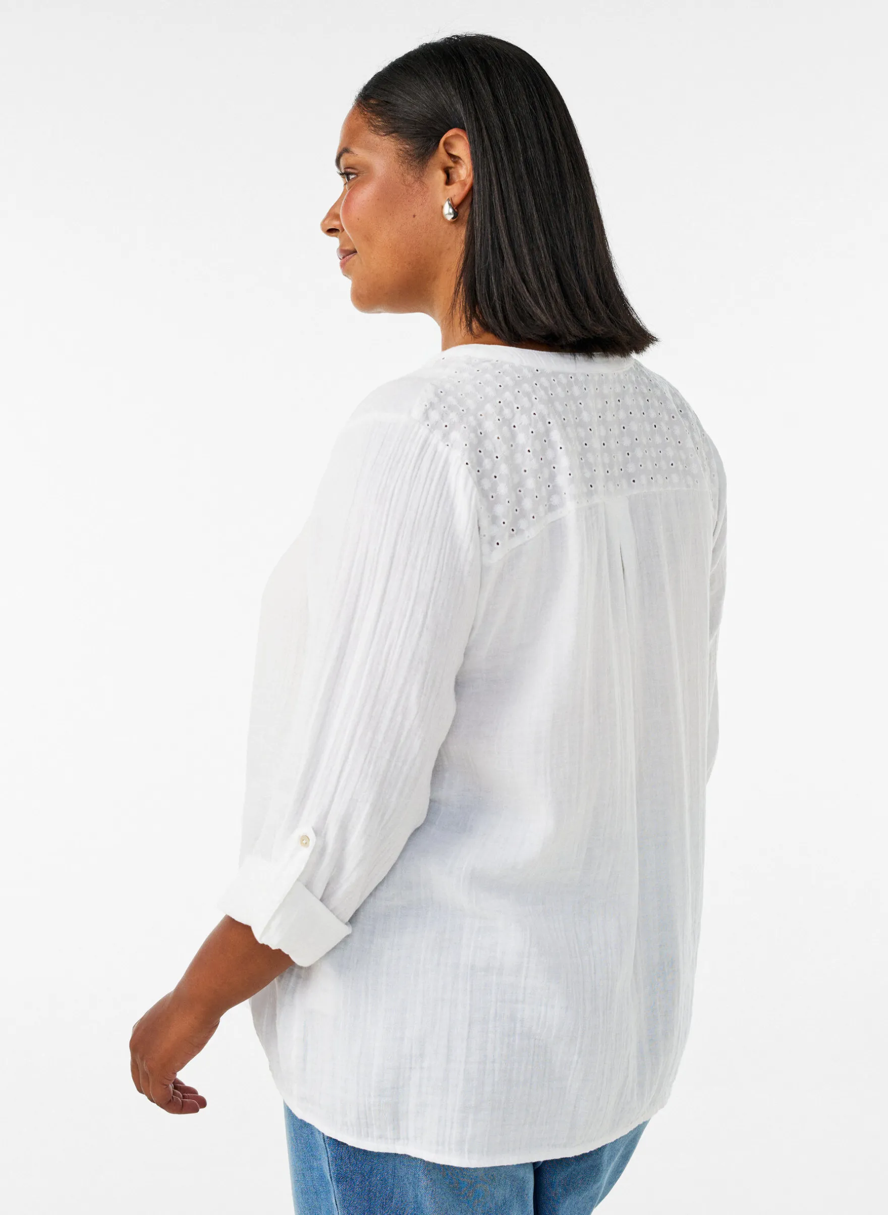 Bluse aus Baumwollmusselin mit Lochstickerei