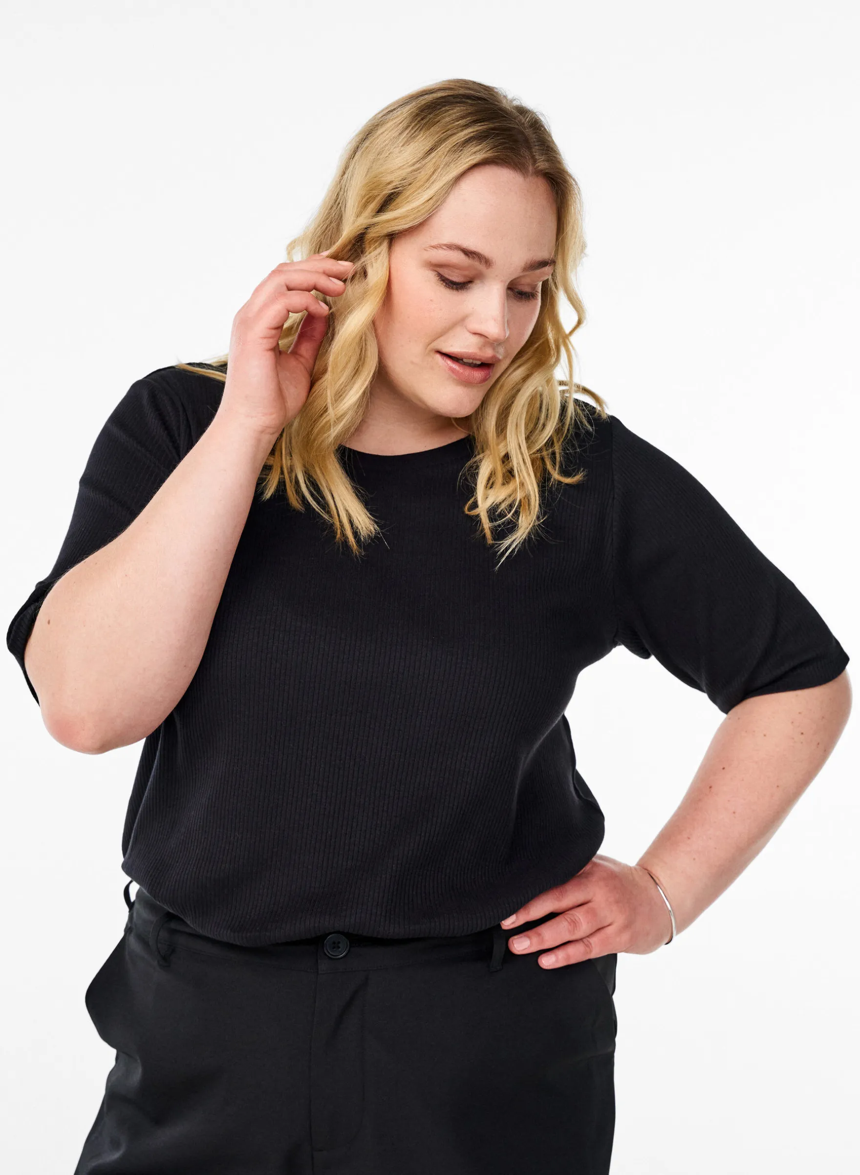 Bluse aus geripptem Jersey mit kurzen Ärmeln