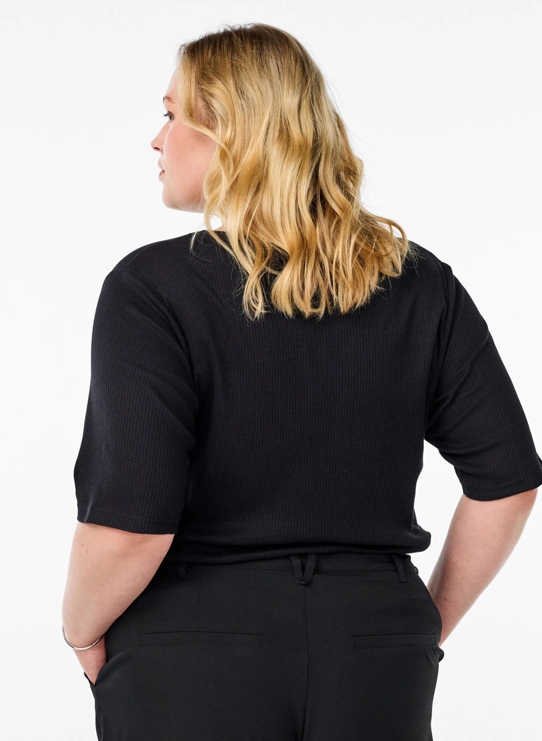 Bluse aus geripptem Jersey mit kurzen Ärmeln
