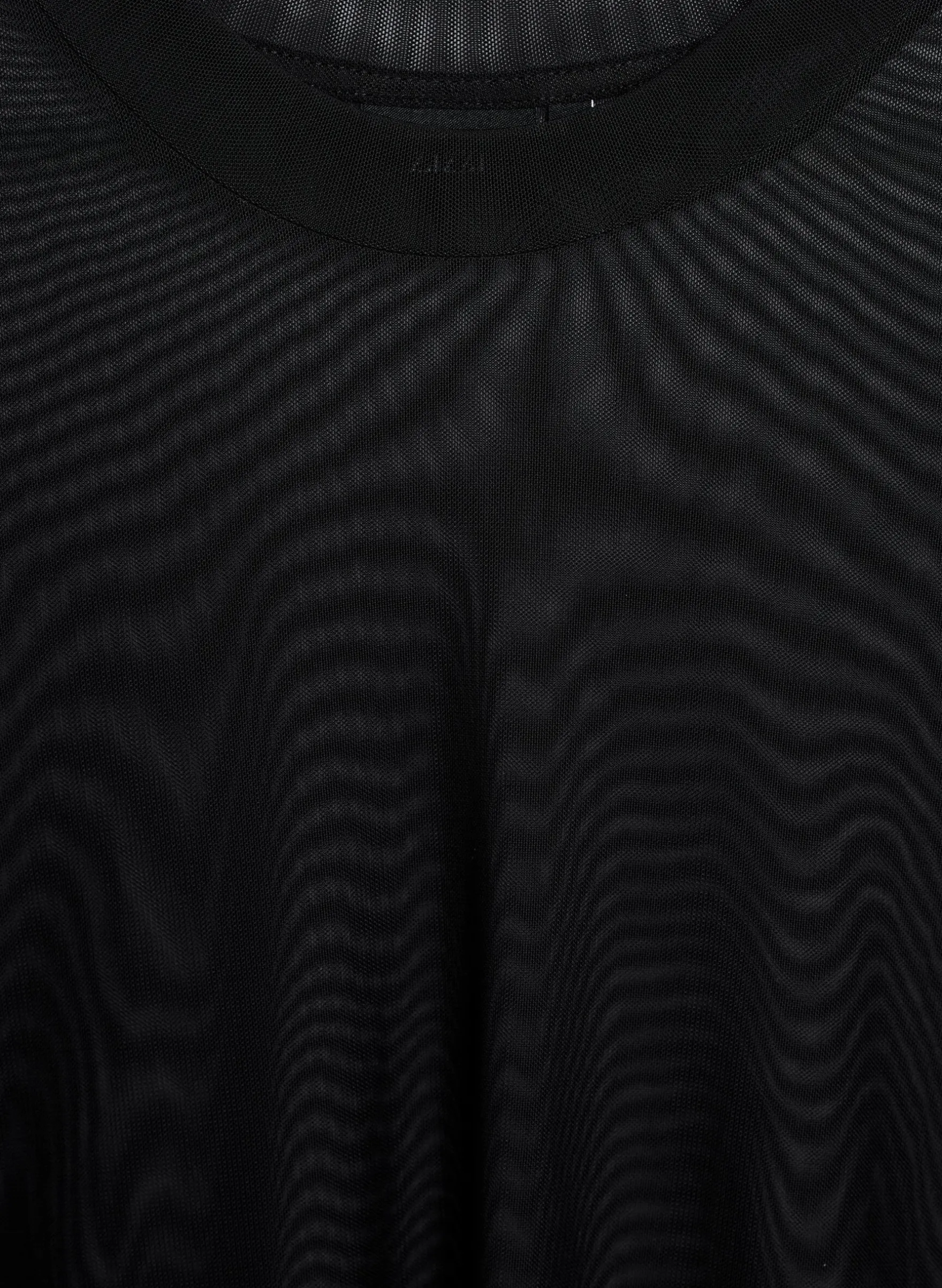Bluse aus Mesh, mit kurzen Ärmeln