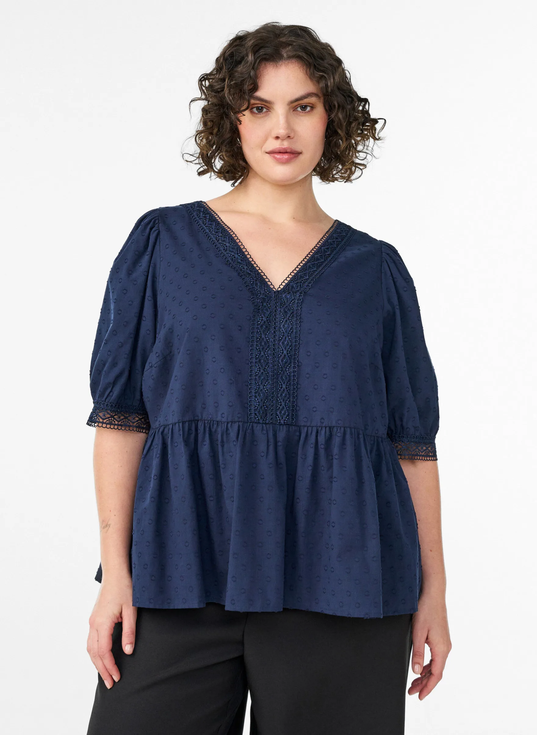 Bluse aus strukturierter Baumwolle mit Häkeldetails