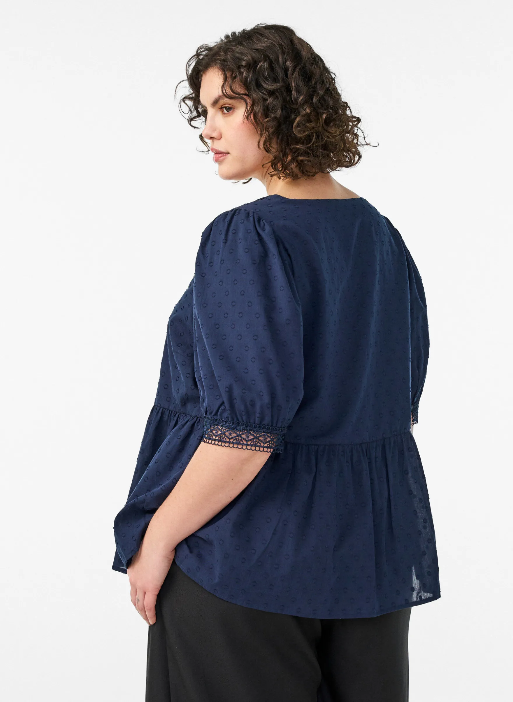 Bluse aus strukturierter Baumwolle mit Häkeldetails
