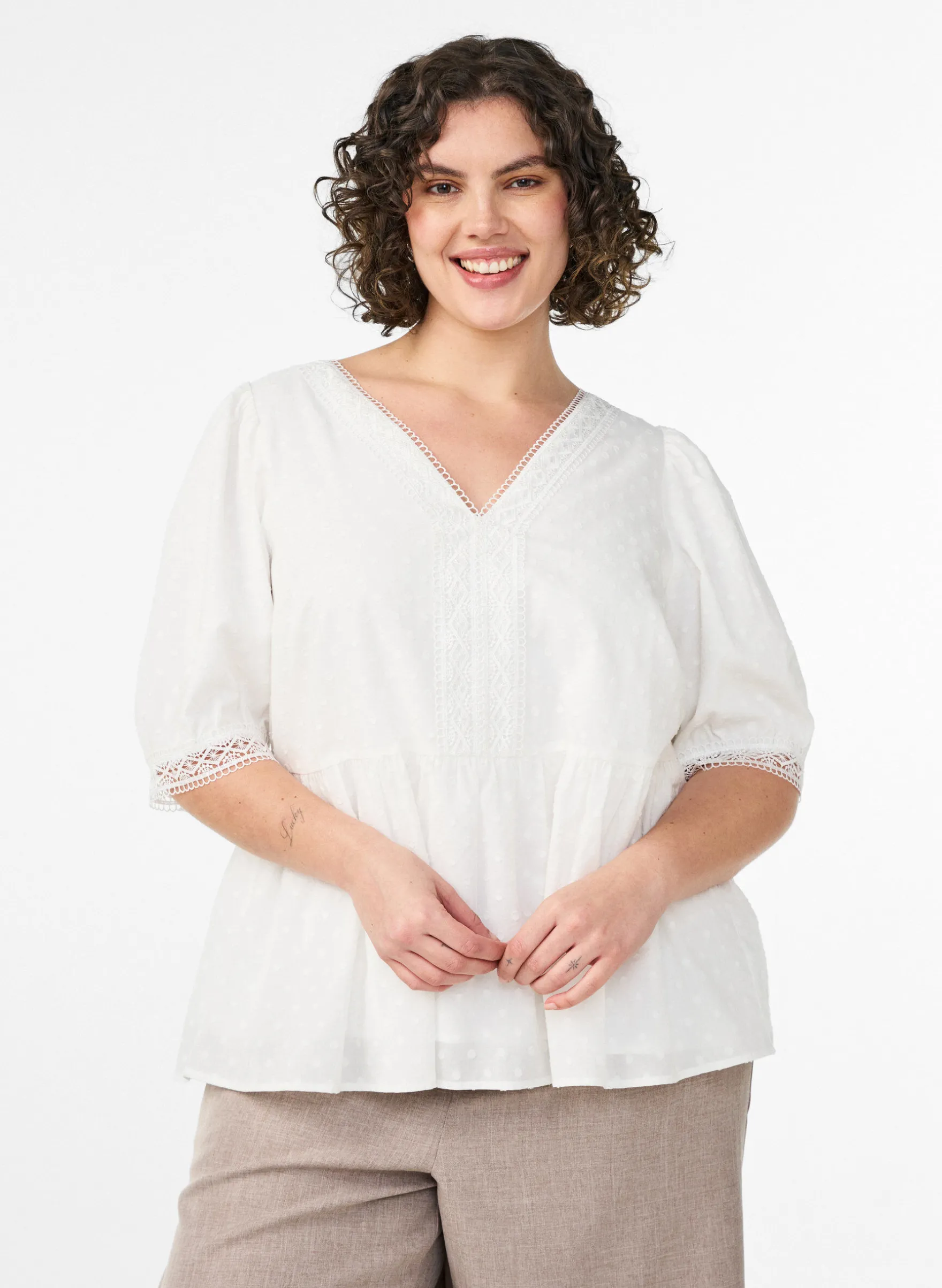 Bluse aus strukturierter Baumwolle mit Häkeldetails