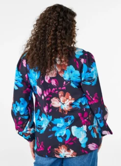 Bluse aus Viskose mit geblümtem Print und langen Ärmeln