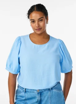Bluse aus Viskose mit halben Ärmeln