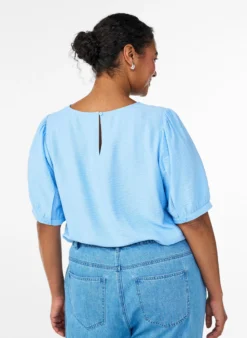Bluse aus Viskose mit halben Ärmeln