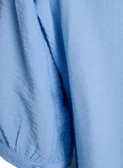 Bluse aus Viskose mit halben Ärmeln
