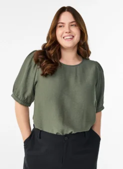Bluse aus Viskose mit halben Ärmeln