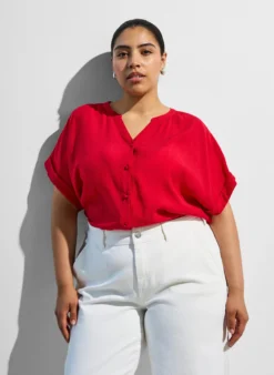 Bluse aus Viskose mit Knöpfen und Struktur