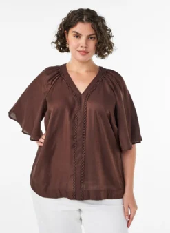 Bluse aus Viskose mit V-Ausschnitt und Zierdetails