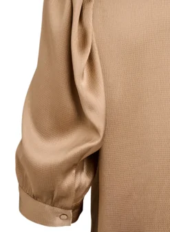 Bluse in Satin-Optik mit 1/2-Ärmeln und Rüschenkragen