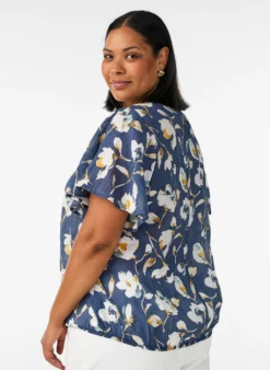 Bluse mit Ballonform und Flügelärmeln