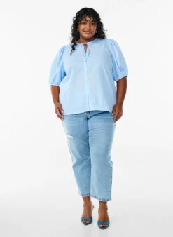 Bluse mit Bindeband und gepunkteter Textur