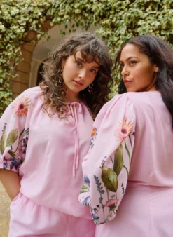 Bluse mit Bindedetail und geblümten Ärmeln