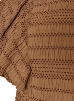 Bluse mit gesmokter Textur und Rüschenärmeln
