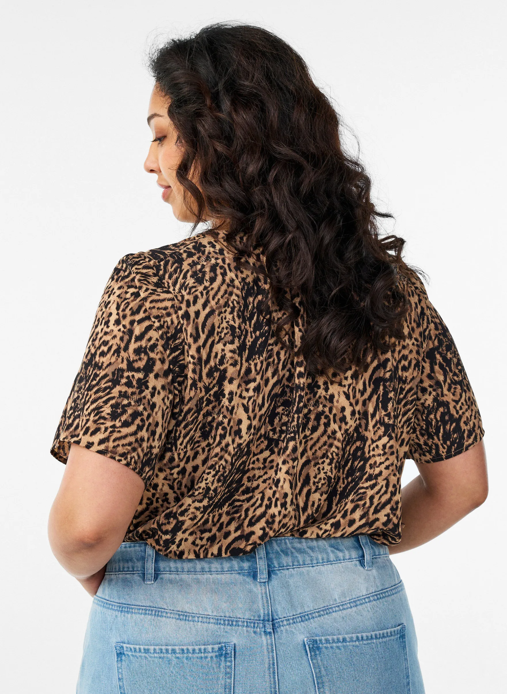 Bluse mit kurzen Ärmeln und V-Ausschnitt