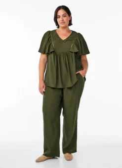 Bluse mit kurzen Rüschenärmeln