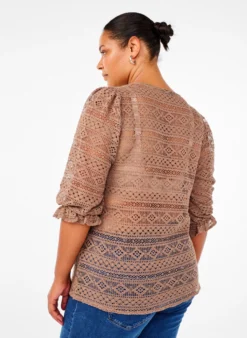 Bluse mit Lochmuster und 3/4-Ärmeln