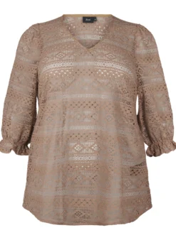 Bluse mit Lochmuster und 3/4-Ärmeln
