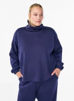 Bluse mit Rollkragen aus Modal-Mix