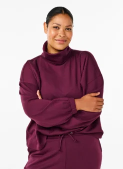 Bluse mit Rollkragen aus Modal-Mix