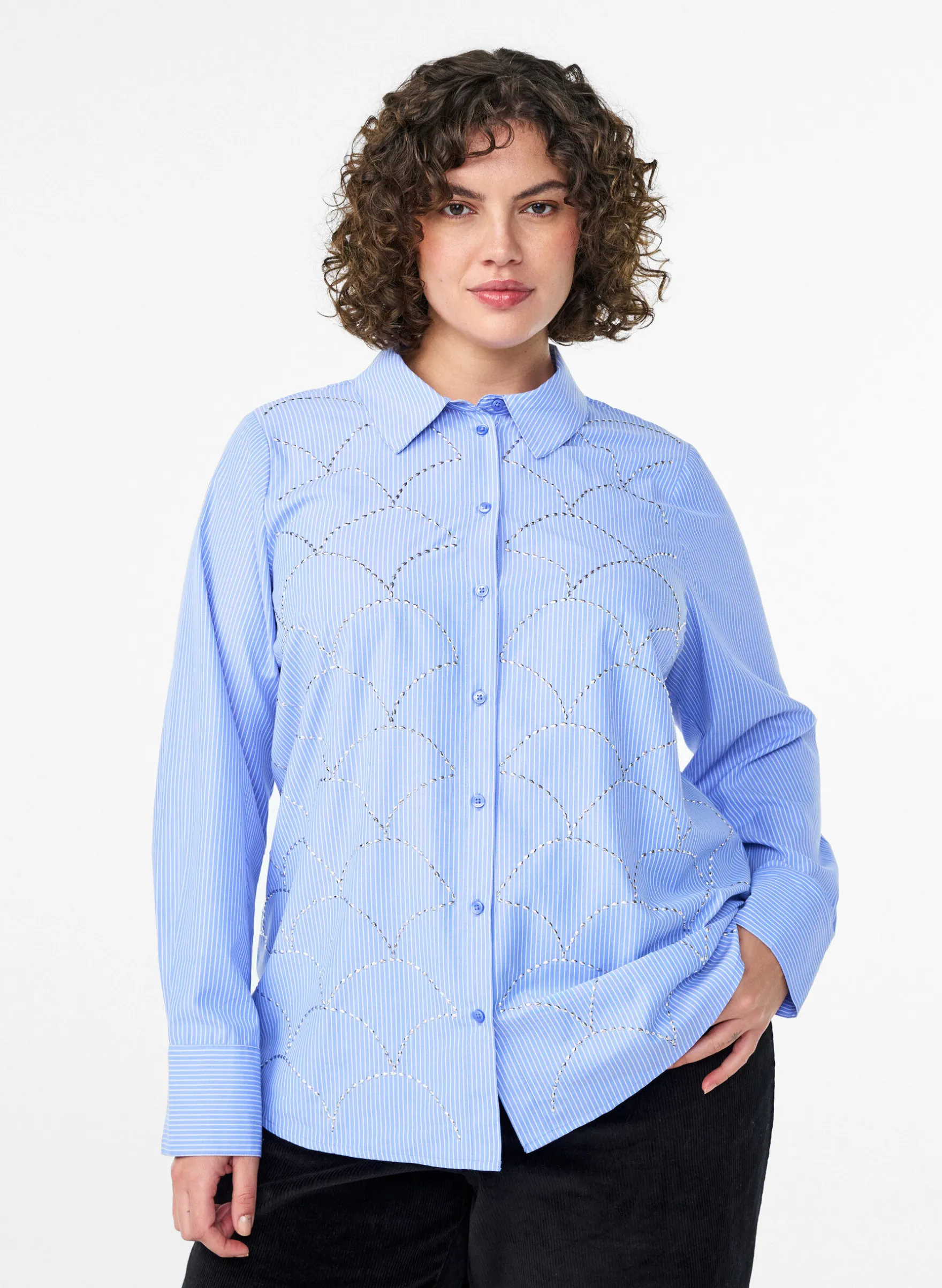 Bluse mit Streifen und Nieten