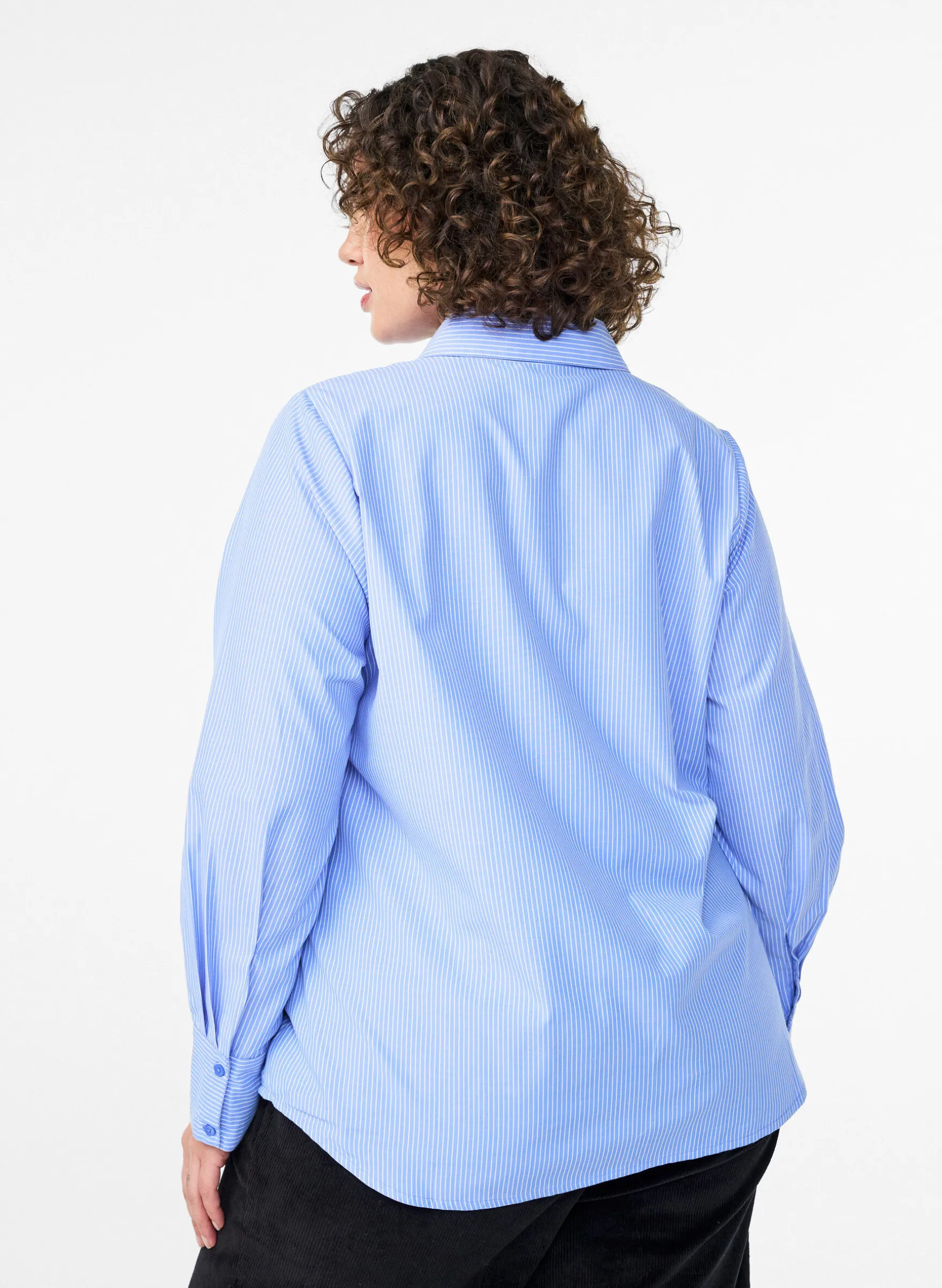 Bluse mit Streifen und Nieten