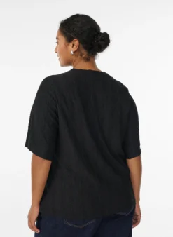 Bluse mit Strukturmuster und kurzen Ärmeln
