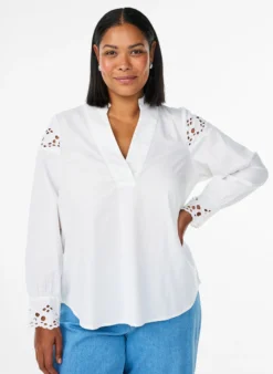 Bluse mit V-Ausschnitt und Broderie-Anglaise-Details