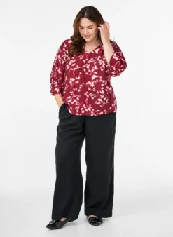 Bluse mit V-Ausschnitt und 3/4-Ärmeln