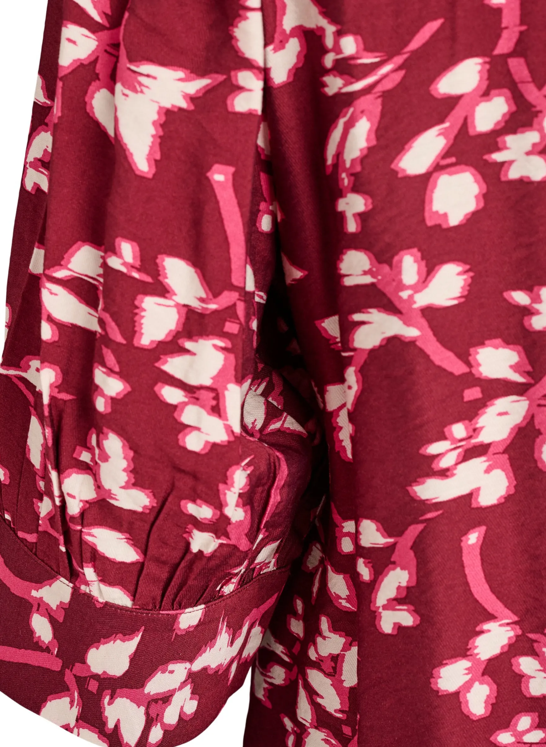 Bluse mit V-Ausschnitt und 3/4-Ärmeln
